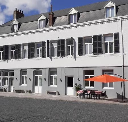 Les Suites Fenelon Le Cateau-Cambresis 外观 照片
