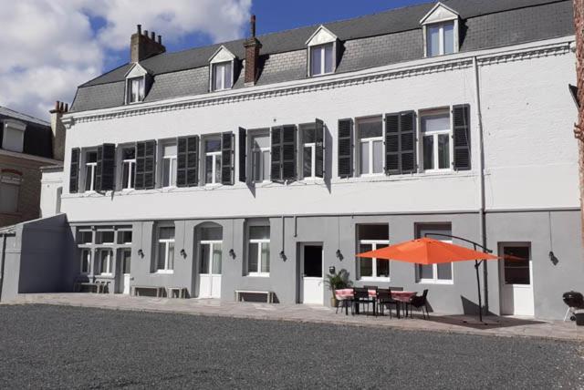 Les Suites Fenelon Le Cateau-Cambresis 外观 照片